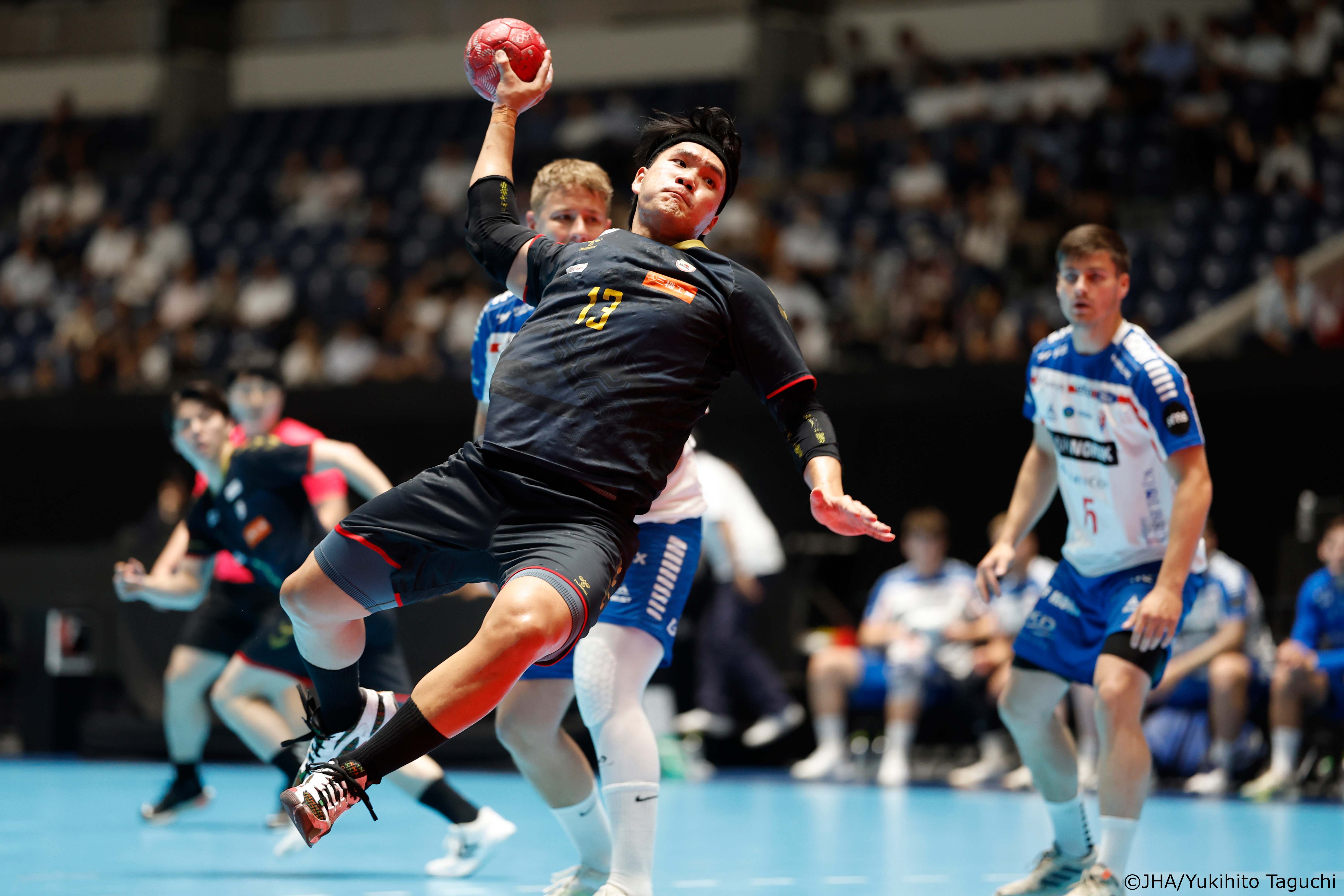公益財団法人 日本ハンドボール協会：ニュース：吉田守一選手、欧州の